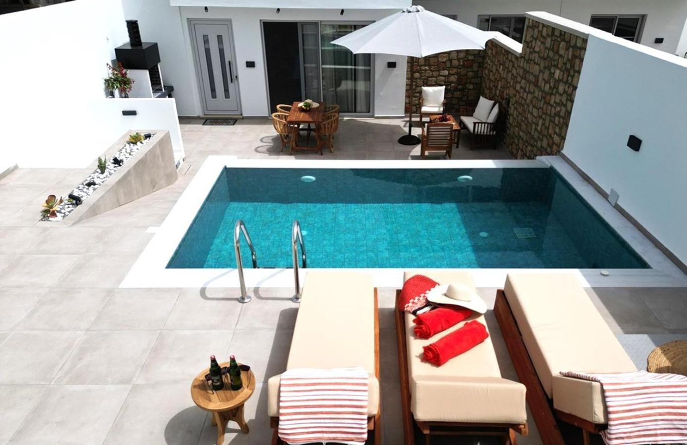 Valantina'S & Mannouel Lardos Luxury Villas エクステリア 写真