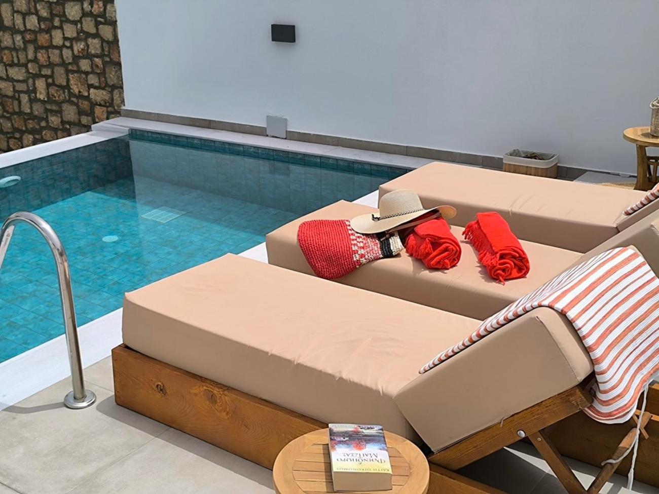 Valantina'S & Mannouel Lardos Luxury Villas エクステリア 写真