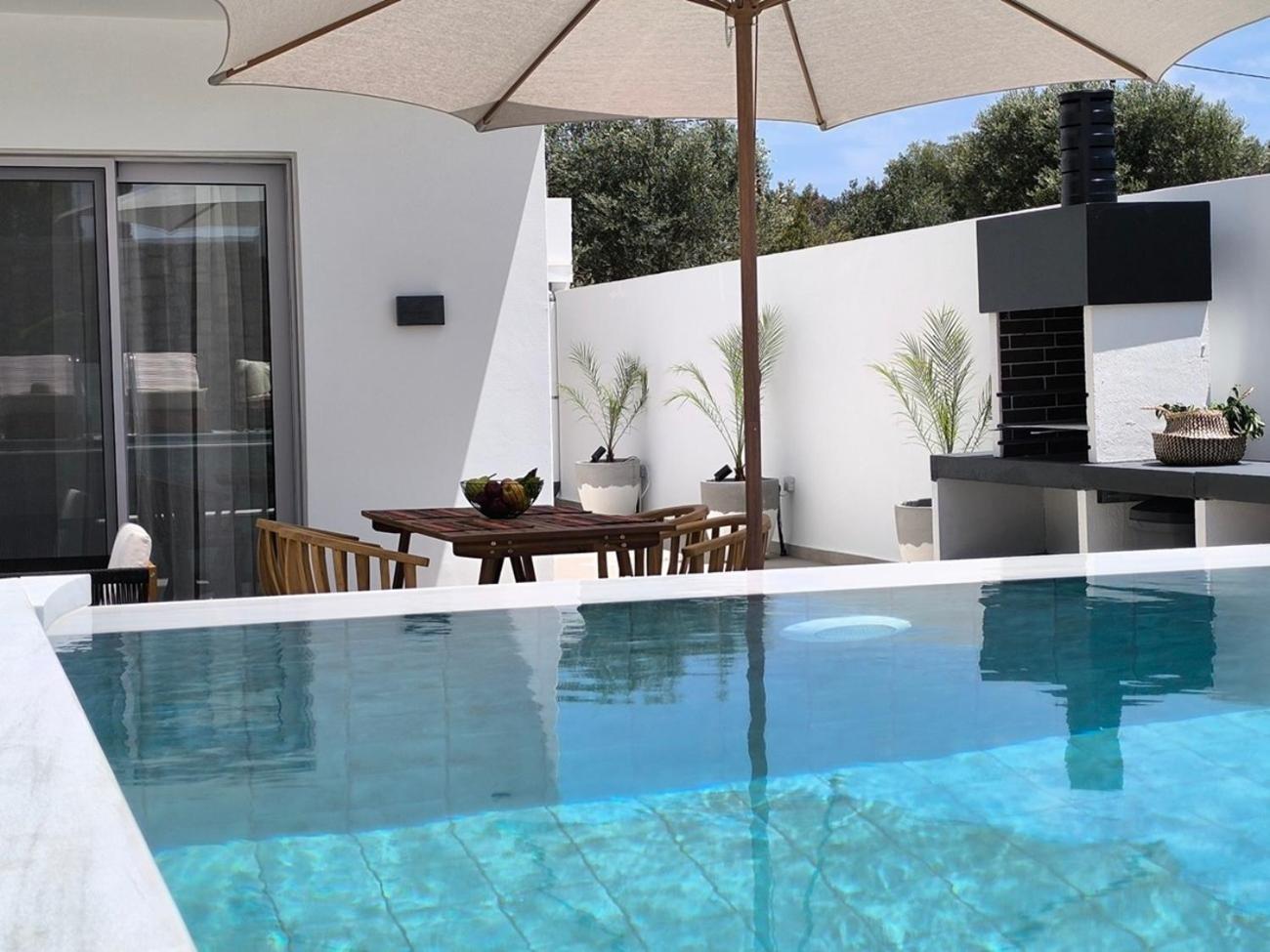 Valantina'S & Mannouel Lardos Luxury Villas エクステリア 写真