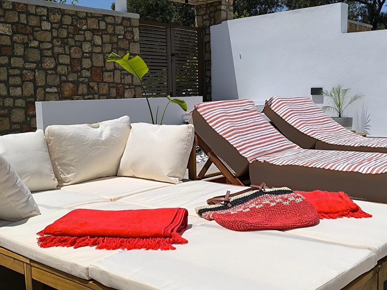 Valantina'S & Mannouel Lardos Luxury Villas エクステリア 写真