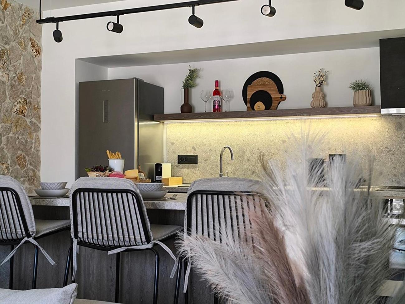 Valantina'S & Mannouel Lardos Luxury Villas エクステリア 写真